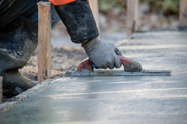 Best Concrete Sidewalk Installation in Emmetsburg, IA